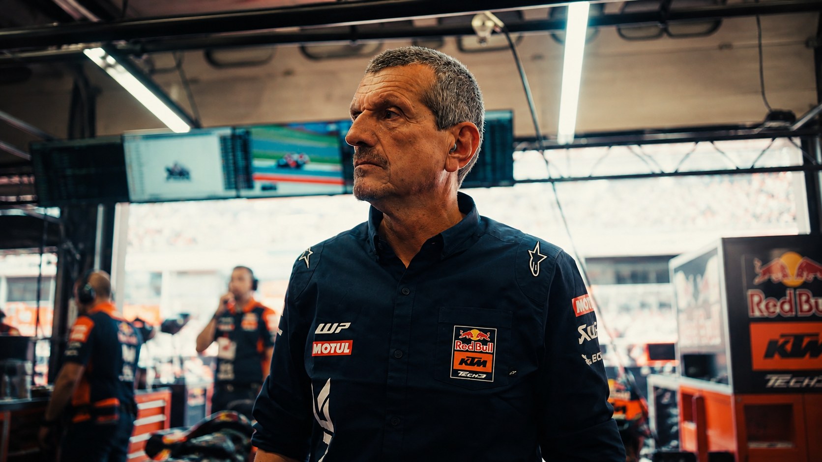 Red Bull KTM — box